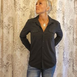 Eddie Bauer Classic Fit Button-up